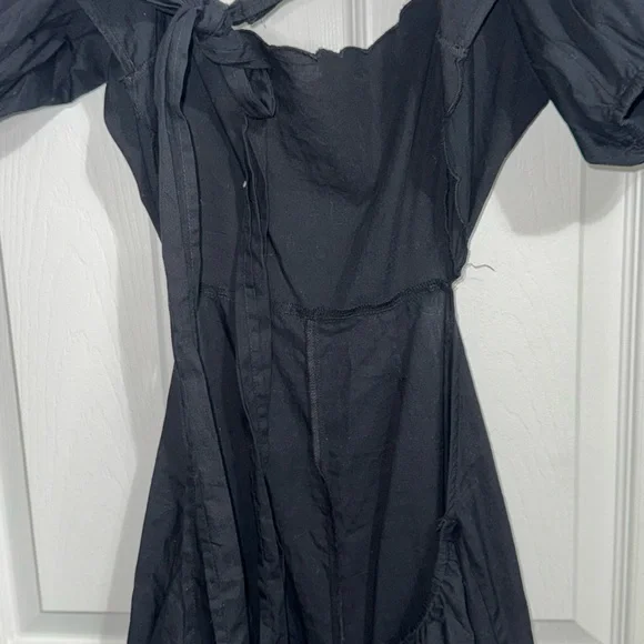 Elegant Black Jumpsuit by ASOS - Picture 2 of 7